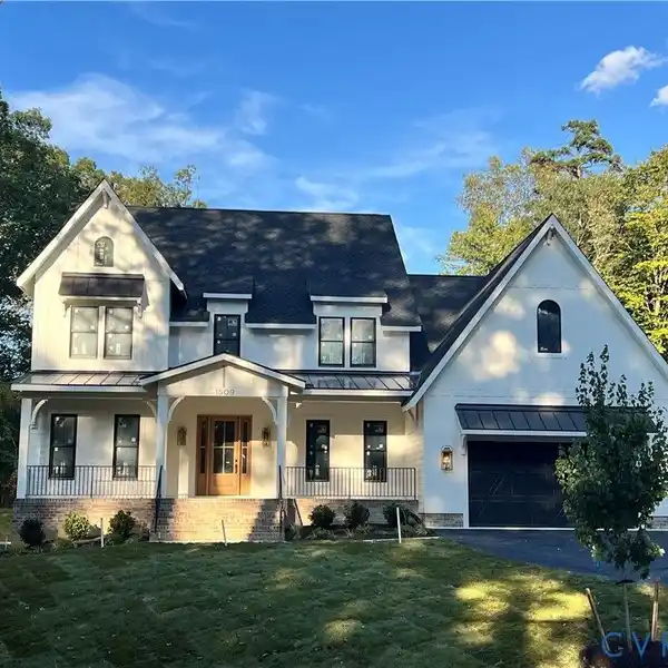 NEW CLASSIC FARMHOUSE STYLE HOME