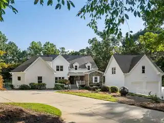 Luxury Seven Bedroom Lake Estate