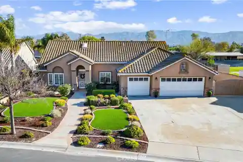 Beautifully Upgraded Pepperwood Ranch Home