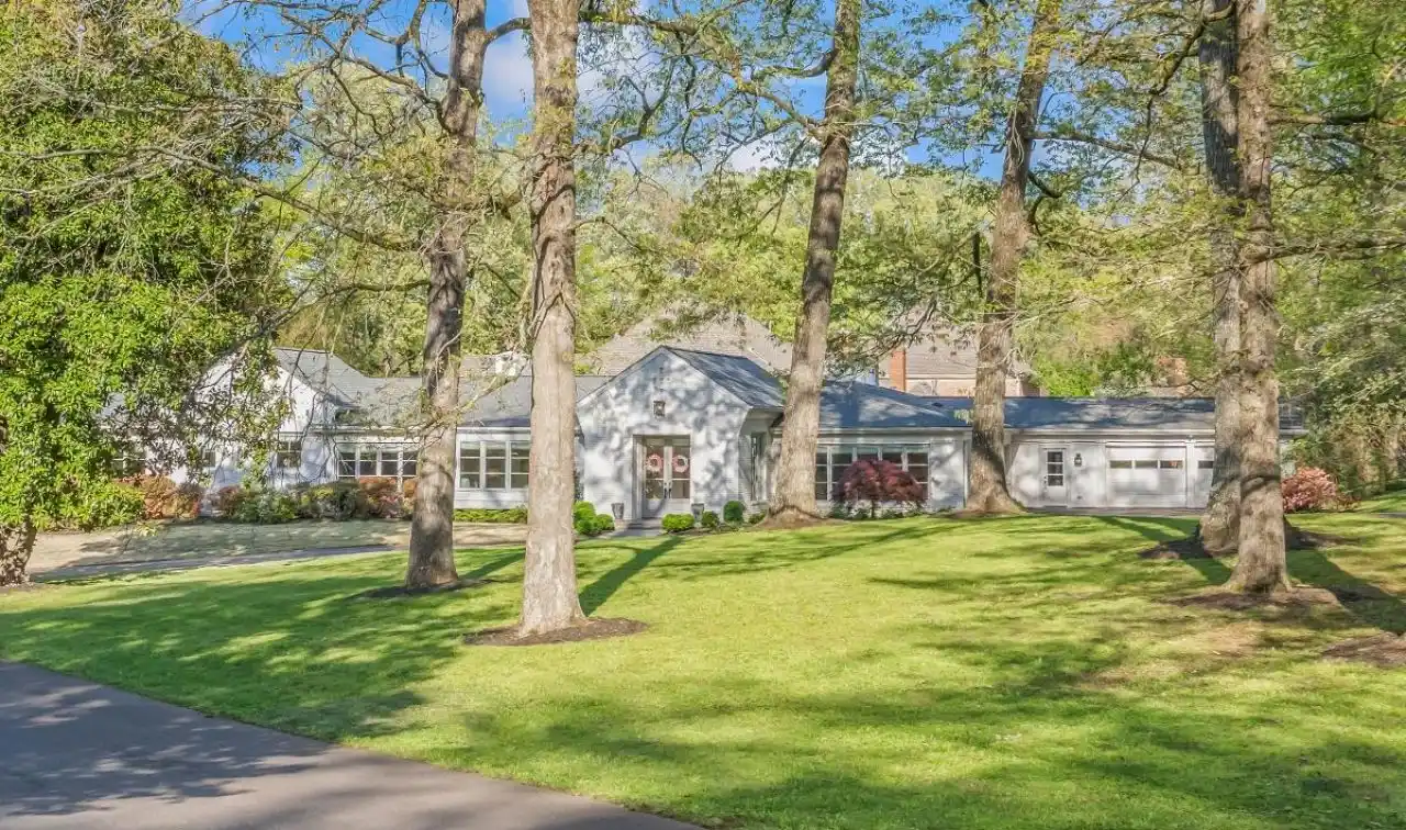 Secluded Luxury Living All on One Rare and Expansive Level