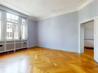 Distinctive Home in the Middle of the Popular Westend District