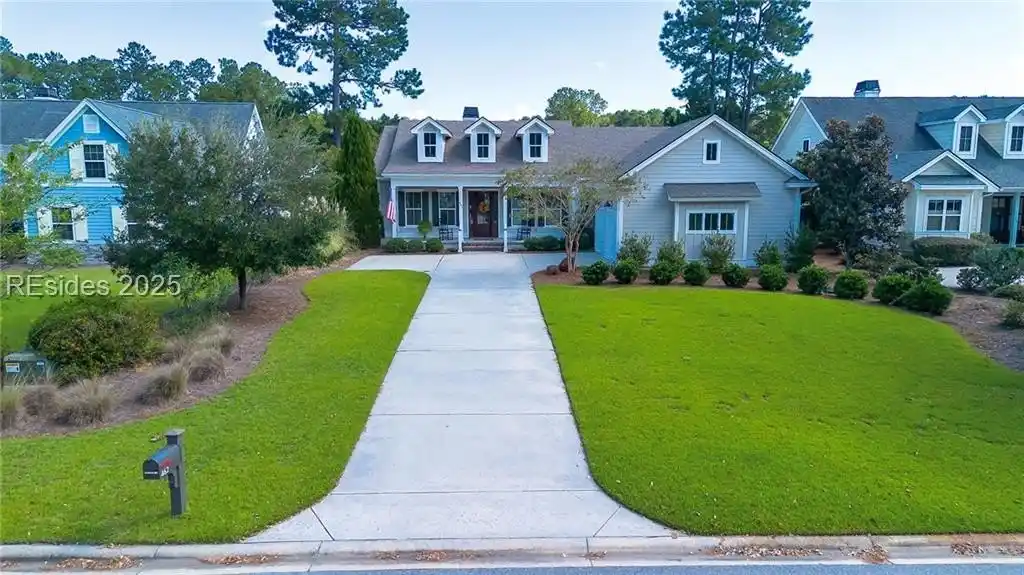 Incredible Lakefront Home in the Award-winning Hampton Lake Community