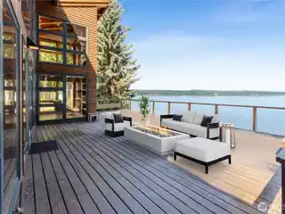 Stunning Northwest Contemporary on Johnson Point