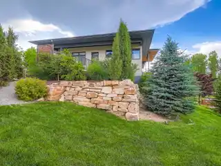 Modern Retreat with Designer Indoor-Outdoor Flow