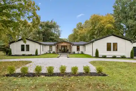 Renovated One-Level Brentwood Home on Private Acre