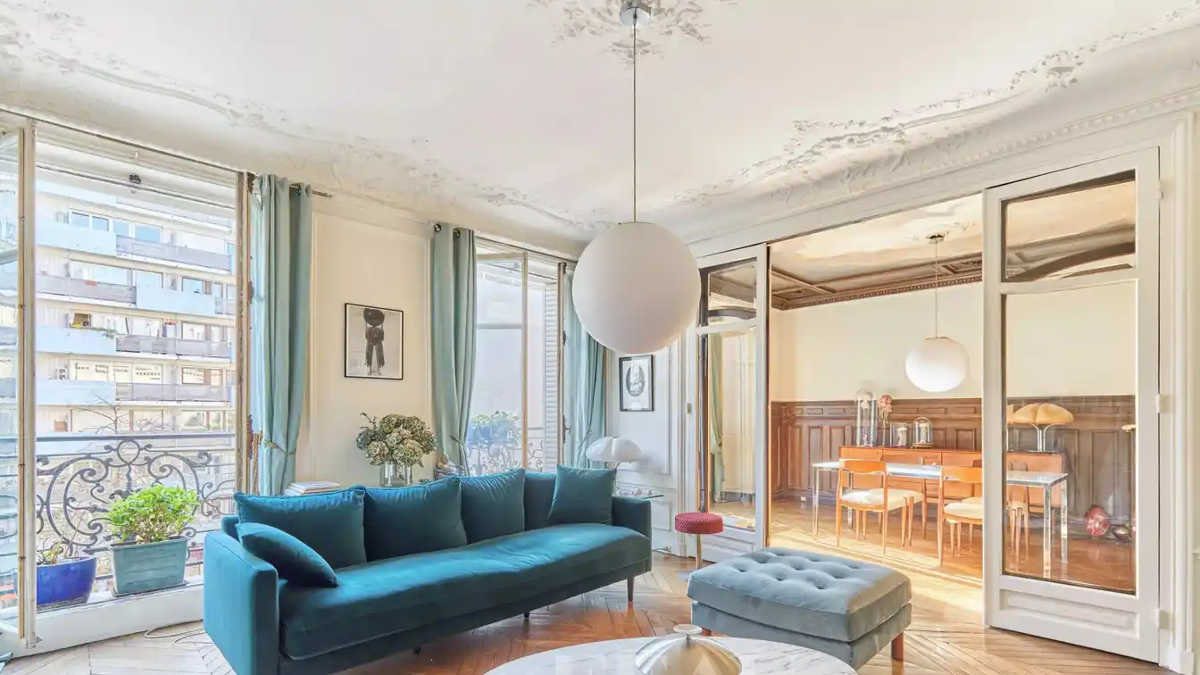 Finely Detailed Classic Apartment