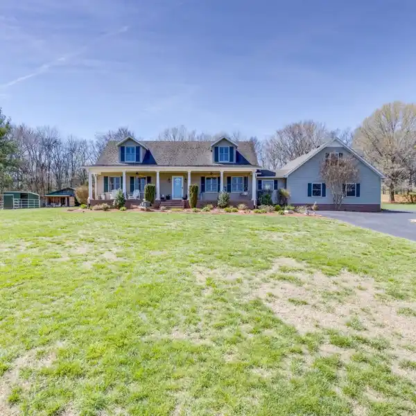 NEARLY FOUR-ACRE PARADISE