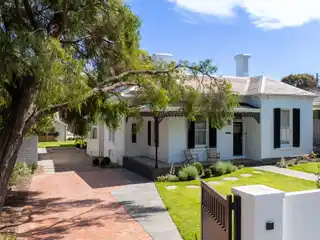 Knocknair