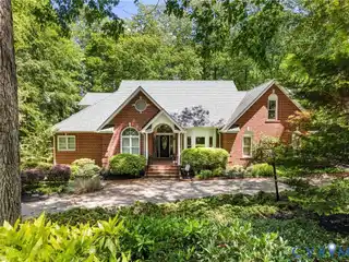 Country Living with Easy Access to All of Richmond
