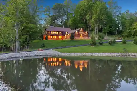 One-Of-A-Kind Luxury Retreat