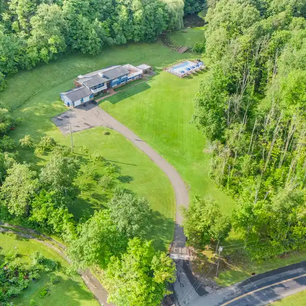 EXPANSIVE PRIVATE RETREAT WITH ENDLESS OUTDOOR ADVENTURE
