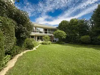 Special Architect-Designed House on the Edge of a Field for a Large Family