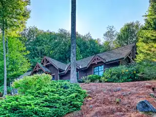 Cozy Luxury Mountain Cottage