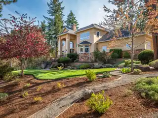 Private 22-Acre Retreat