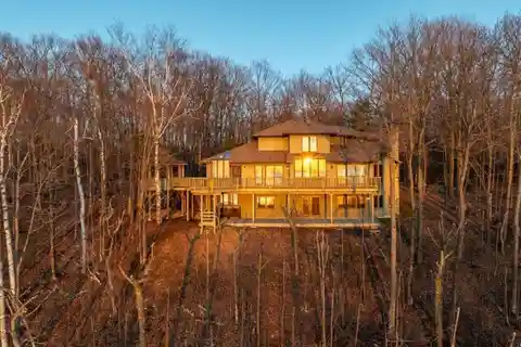 Iconic Sunsets from a Private Bluff Retreat