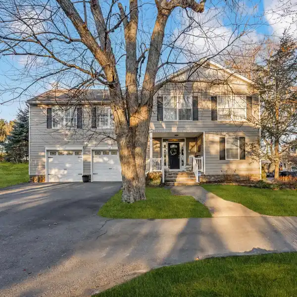 UNIQUE CUSTOM HOME ON THE BRICK RESERVOIR
