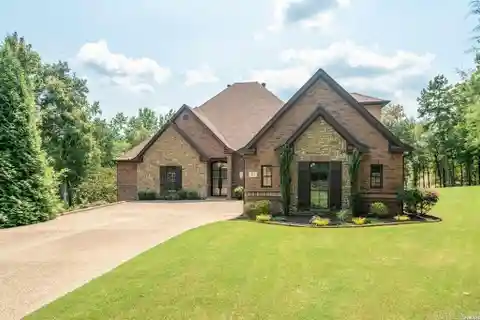 Elegant Lakeside Living in Red Oak Ridge