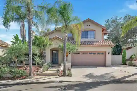 Remodeled Melinda Heights Home with Mountain Views