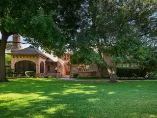 North Facing Home with Private Wine Bar
