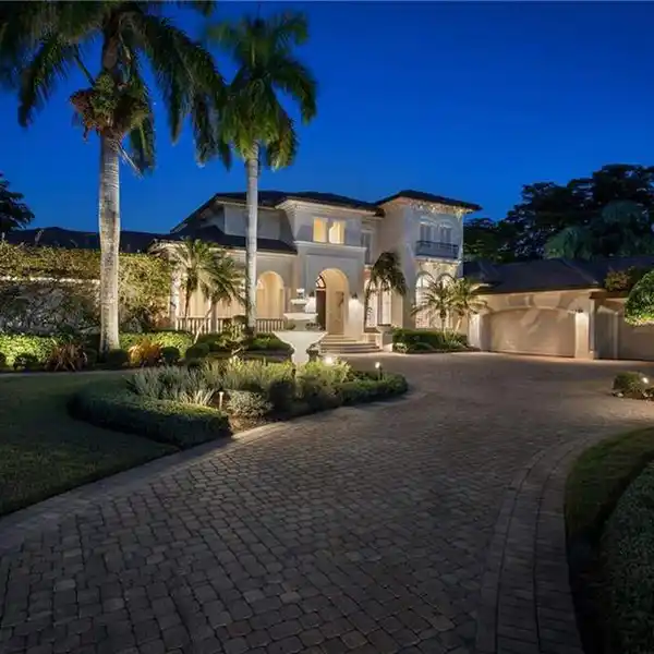 GRANDE ESTATE WITH LANAI, KOI POND, AND SMART TECH