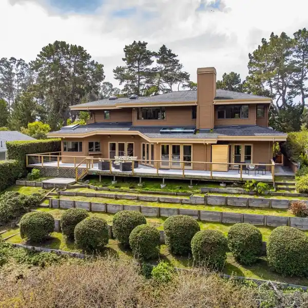 NEW HOME IN FABULOUS RIO DEL MAR