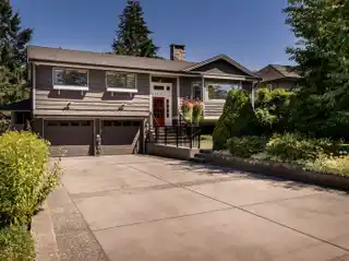 Custom Home on a Large Lot in Garibaldi Estates
