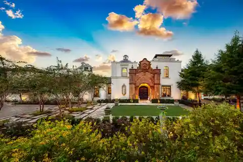 An Unprecedented Creation a Desirable Upscale Neighborhood