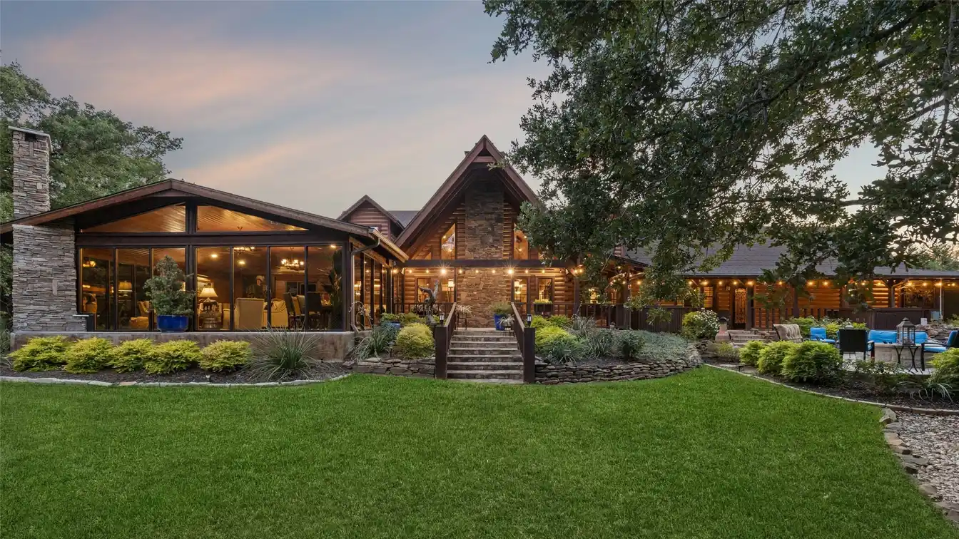 Serene Two-acre Retreat