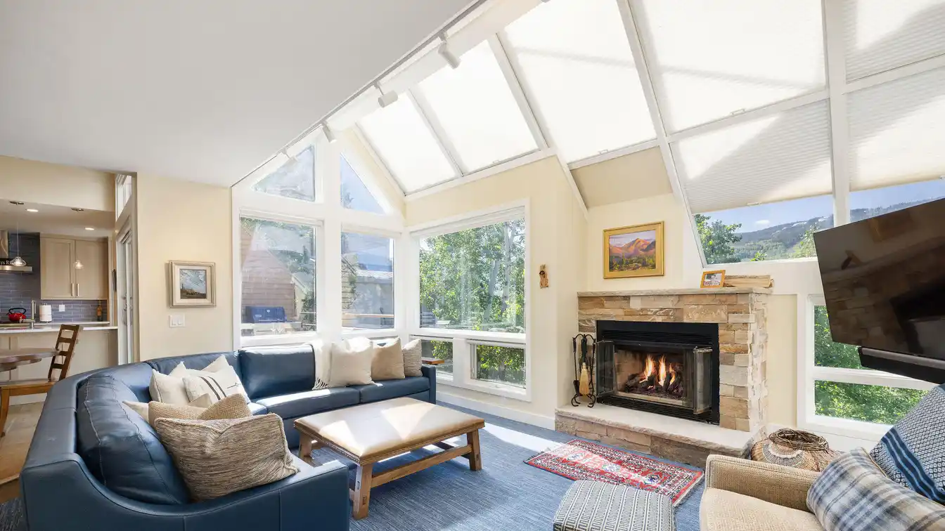 Spacious Remodeled Condo
