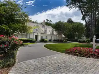 Exquisite Kingswood Estate