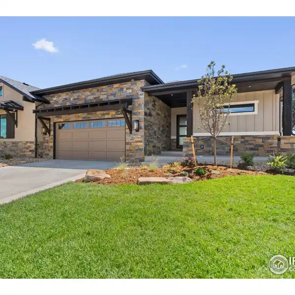 STUNNING NEW HOME AT MORNING SONG