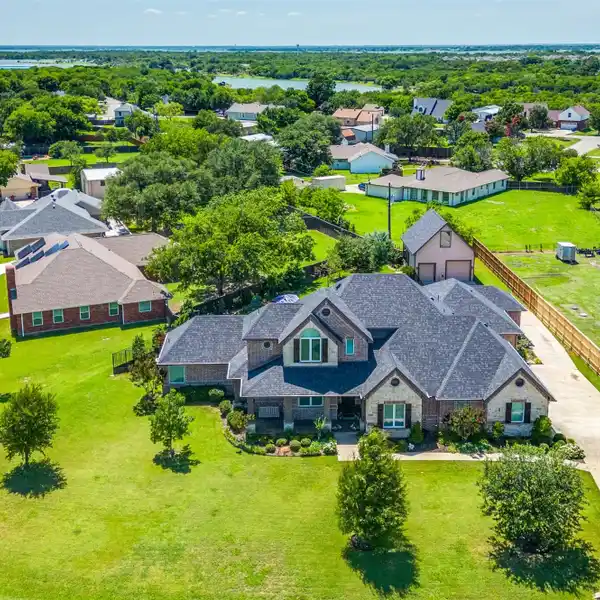 STUNNING LAKESIDE HOME IN WEST FRISCO
