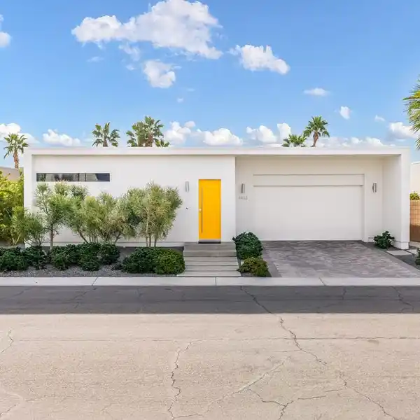 AN ARTISTIC MASTERPIECE IN THE PRESTIGIOUS ESCENA GOLF COMMUNITY