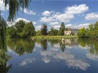 HUNTON COURT