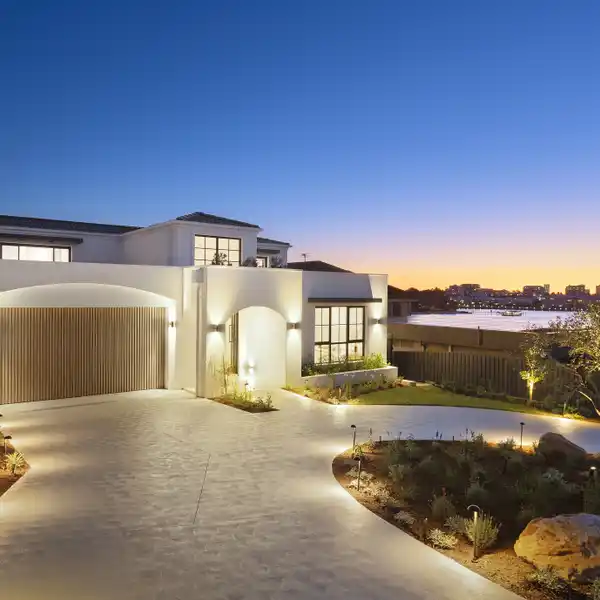 NEW HOME IN THE EXCLUSIVE GLADESVILLE PENINSULA