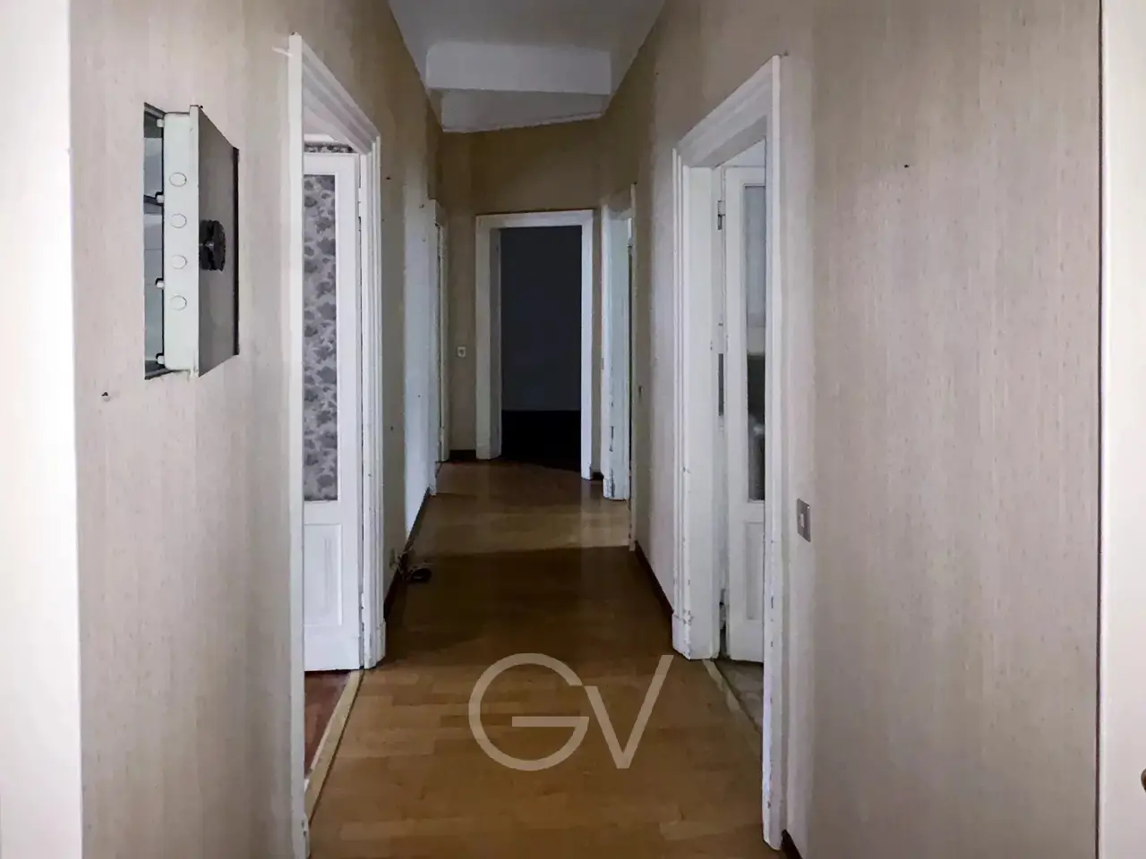 Small Image