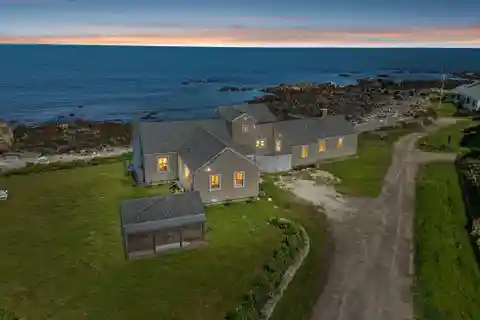Timeless New England Coastal Retreat