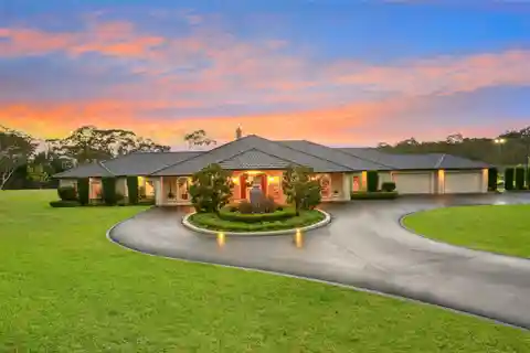 Luxury Mansion on Five Picturesque Acres