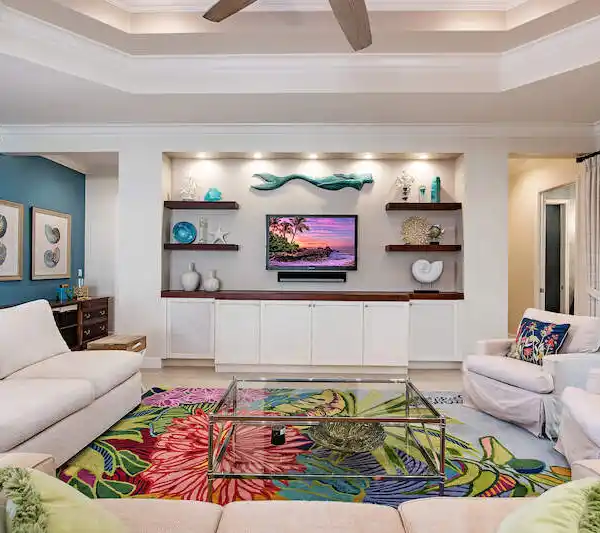 EXCEPTIONAL HOME IN A SERENE SETTING