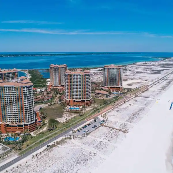 RARE BLEND OF LUXURY AND COMFORT ON THE COAST