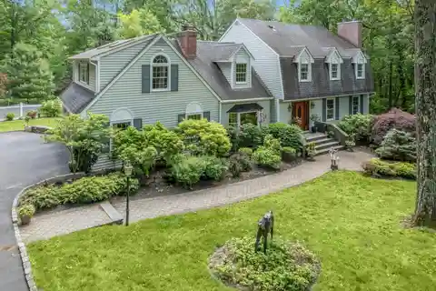 Sprawling Colonial on a Peaceful Cul-de-sac