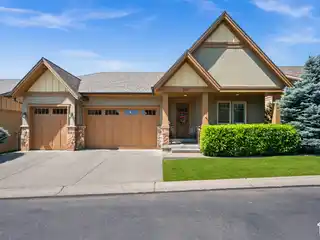 Custom Home in Gated Arcadia