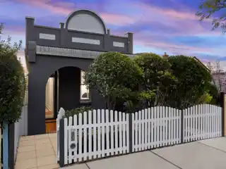 Charming Double-Brick Home in Crows Nest