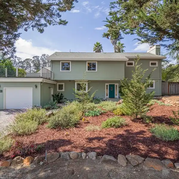 THOUGHTFUL DESIGN AND PRIME LOCATION