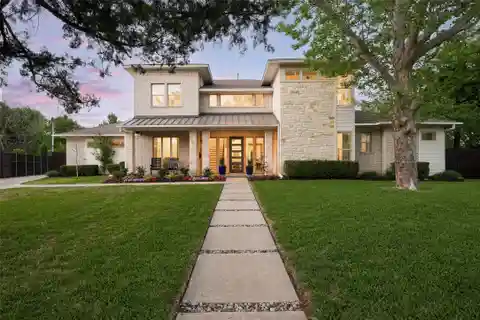 Modern Luxury with Timeless Sophistication