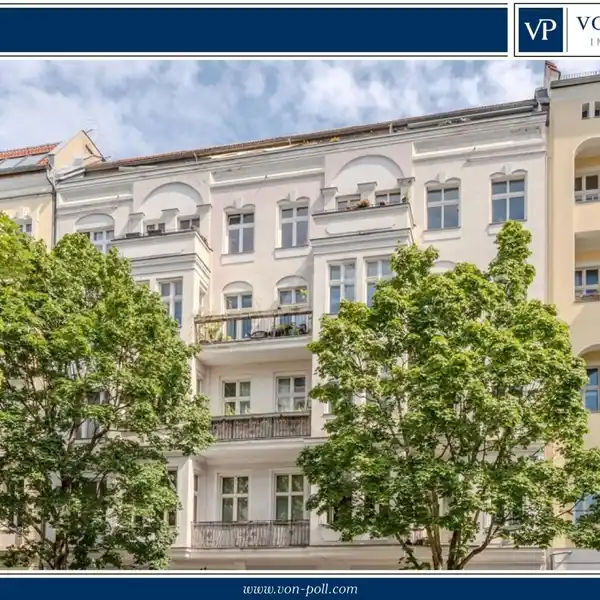 CHARMING APARTMENT IN AN OLD BUILDING