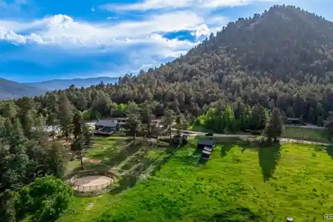 Doubleheader Ranch