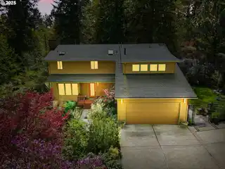 Majestic Nature Retreat Minutes from the City