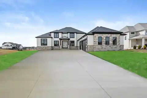 Remarkable Custom-built Residence