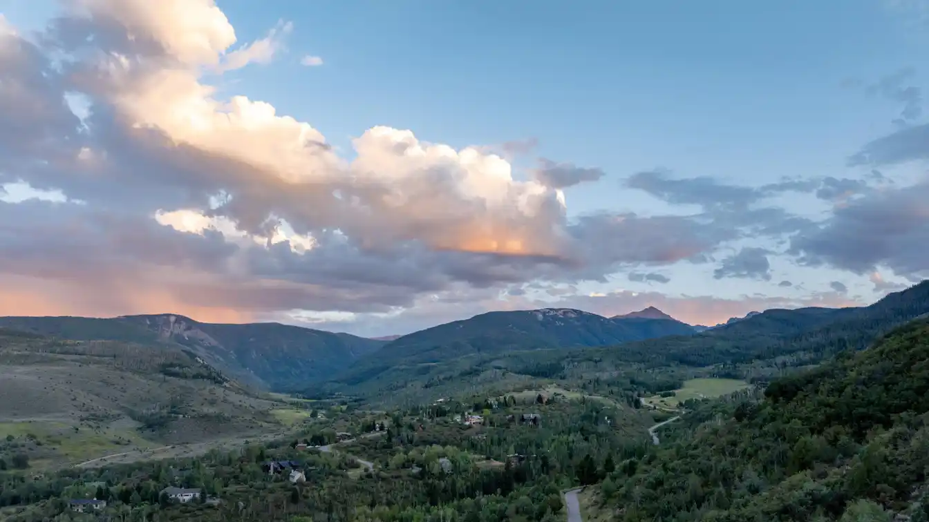 Craft Your Dream Home in Prestigious Cattleman's Club